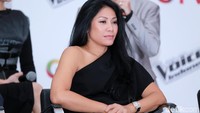 Anggun pun mengatakan bahwa hal itu sudah keluar topik pembicaraan hari itu. Pool/Noel/detikFoto.