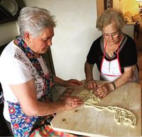 Yuk, Bikin Pasta Tradisional dari Komunitas Para Nenek Italia Ini!