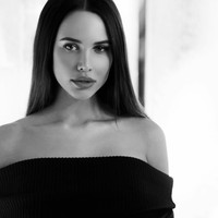 Bahkan Runner-up Miss Rusia 2014 ini juga beberapa kali dipukuli oleh teman-temannya dan jadi korban kekerasan fisik. Foto: Instagram