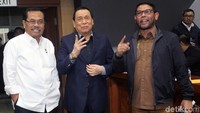 Raker dipimpin oleh Ketua Komisi III DPR Kahar Muzakir.