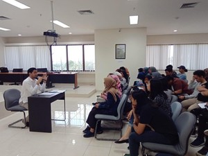 Heboh Reza Rahadian Ngajar di UI, Ini Faktanya