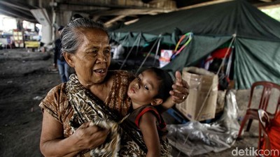 Korban Kebakaran Ini Menanti Kepastian Pemprov DKI