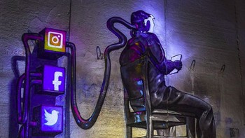 Karya Oedit harus dilihat dari titik pandang yang tepat untuk bisa melihat efek 3D-nya. (Foto: instagram.com/odeith via Brightside)