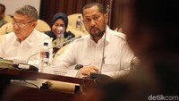Rapat terebut digelar bersama Komisi IV DPR.