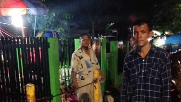Rantai besi kembali dilas setelah Isral ditegur