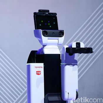 Robot Toyota