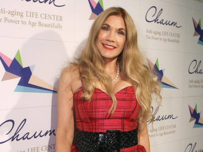 Pada 1979, Barbi menikahi George Gradow. Sampai saat ini keduanya hidup bahagia dan telah memiliki dua anak.  Foto: Getty Images