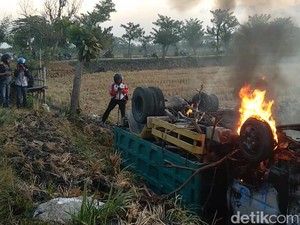 Tabrak Bocah Hingga Tewas, Truk Ini Dibakar Massa