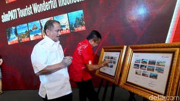 Dalam rangka mewujudkan kerjasama dengan Kementerian Pariwisata Republik Indonesia (Kemenpar) sebagai official partner ‘Wonderful Indonesia’, Telkomsel mewujudkan dukungannya bagi sektor pariwisata Indonesia dengan meluncurkan kartu perdana khusus ‘simPATI Tourist Wonderful Indonesia’.