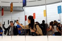 Harga Kemahalan, Apple iPhone (Kembali) Diobral
