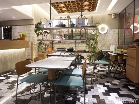 Area dining di Devon Senayan City.