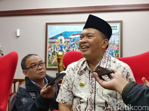 Ada Pelatihan Potong Ayam di Program 100 Hari Kerja Mang Oded