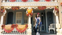 Foto di rumah berhias labu berbentuk kepala Mickey Mouse (aurakasih/Instagram)