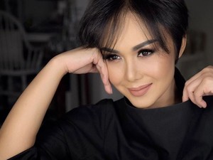 Tetap Akur Setelah Bercerai Seperti Yuni Shara dan Henri Siahaan