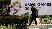 Spanduk Asian Games masih banyak bertebaran di Jakarta.