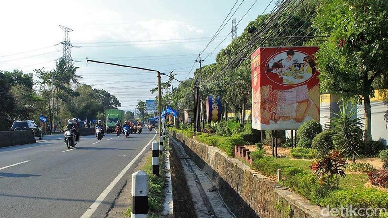 Menemukan Ayah Khong  Guan  yang Hilang di Semarang