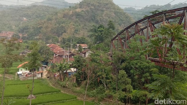 Reaktivasi Jalur Kereta Tua di Jabar Mulai Tahun Depan