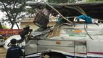 Hajar Truk, Bus Siliwangi Ringsek, 3 Penumpang Tewas