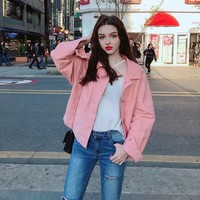 Perkenalkan Karimova Elina, dara cantik kelahiran 22 April 1998. Menginjak 21 tahun, sosoknya kini begitu populer di media sosial. Foto: Instagram