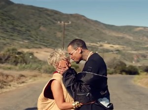 Siwon Kasih Tiga Jempol untuk Klip Mesra Agnez Mo dan Chris Brown
