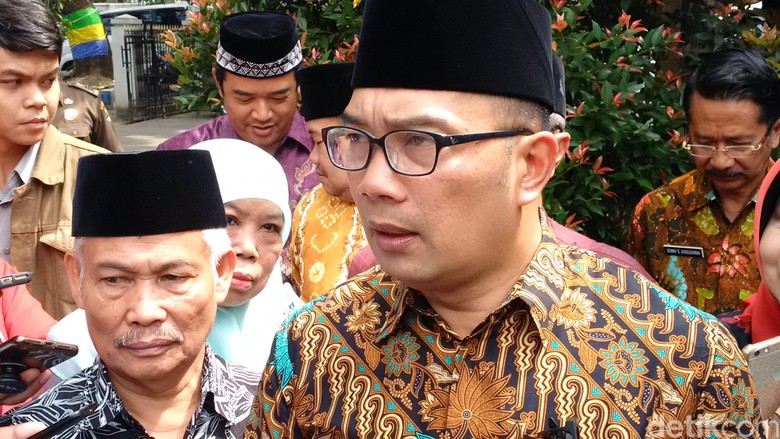 Sandiaga Minta Maaf, Ridwan Kamil: Saya Ini Sahabatnya Sandiaga Minta Maaf, Ridwan Kamil: Saya Ini Sahabatnya