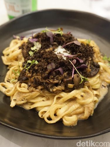 Triple Mushroom Noodle.