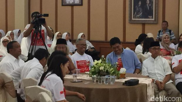 Berkaus Team 08, Buni Yani Hadiri Deklarasi Emak-emak Dukung Prabowo