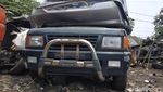 Mereka yang Berjuang dari Kuburan Mobil