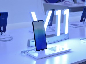 Dibanderol Rp 4,9 Juta, Vivo V11 Pro Layak Dilirik?