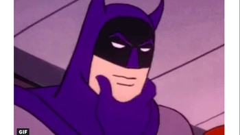 Batman pun ragu, apakah butuh beli iPhone baru? (Foto: Twitter)