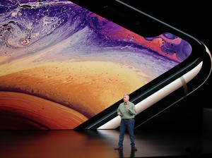 iPhone XS Seharga 1 Motor Lexi, 3 PS4 Pro, atau 8.000 Bungkus Mie
