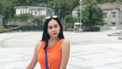 Foto: Intip Liburan Aura Kasih di Hong Kong