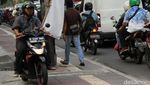 Jalan Cideng Macet, Trotoar Dihajar Pemotor