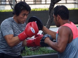 5 Manfaat Boxing, Olahraga Favorit Reino Barack Suami Syahrini