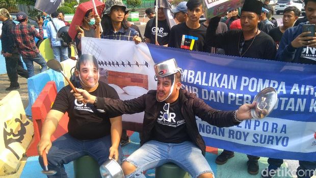 Hal-hal yang Sempat Bikin Heboh dari Sosok Roy Suryo