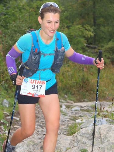 Salut! Wanita Ini Tetap Susui Bayinya Saat Lomba Lari 165 Km