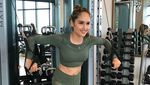 Duh Makin Six Pack! Ini Dia Potret Cinta Laura Pamer Tubuh Bugarnya
