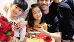 Cantiknya Istri Joe Taslim Saat Masak dan Makan Gulali