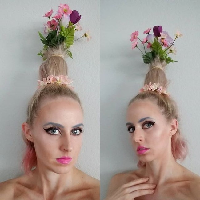 Tren rambut vas bunga pun diikuti wanita lainnya, salah satunya adalah wanita berikut yang berimpoviasi dengan menambahkan riasan bunga di atas kepala. Foto: Instagram @hangingwithsam 