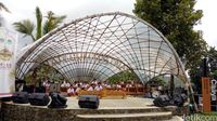 Anak-anak sekolah pentas di Jatiluwih Festival