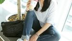 Cantiknya Istri Joe Taslim Saat Masak dan Makan Gulali