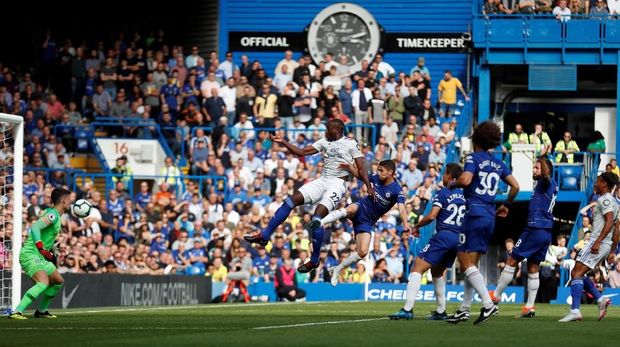 Sol bamba sempat membuat Chelsea tertinggal 0-1.