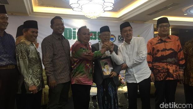 Ma'ruf Amin saat mengisi dialog kebangsaan di Hotel Mahkota, Pontianak, Kalimatan Barat