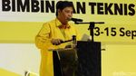Airlangga Minta Caleg Golkar Aktif di Medsos
