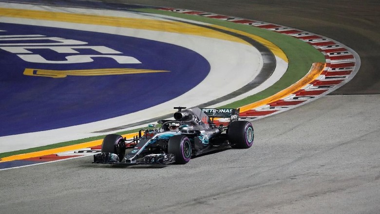 Hasil Kualifikasi GP Singapura: Hamilton Start Terdepan