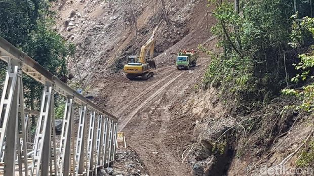 Jokowi Bakal Resmikan Jalan Trans Papua Jayapura-Wamena
