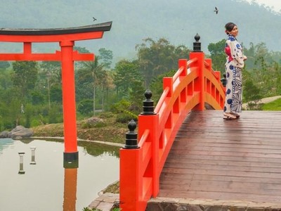 Potret Pemandian Air Panas Ala Jepang di Batu Potret Pemandian Air Panas Ala Jepang di Batu