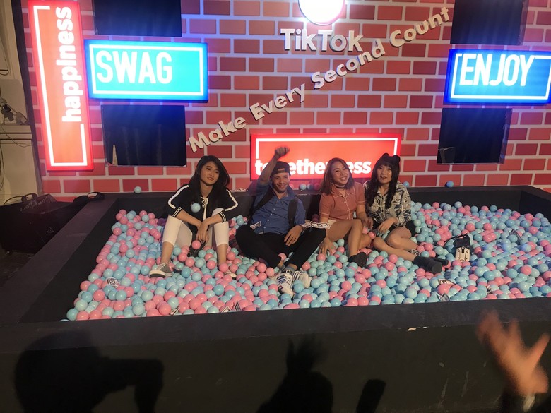 Kreator Video Kumpul dan Sharing di TikTok Gala Indonesia Kreator Video Kumpul dan Sharing di TikTok Gala Indonesia