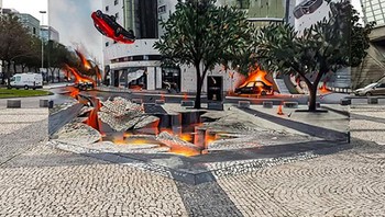 Namun seiring jam terbangnya makin tinggi, lukisan Sergio pun kian kompleks. Foto: boredpanda