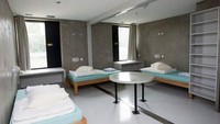 Penjara Champ-Dollon, di Swiss menawarkan sel-sel triple-hunian yang luas yang termasuk kamar mandi layaknya asrama universitas. Istimewa/Scoopwhoop.